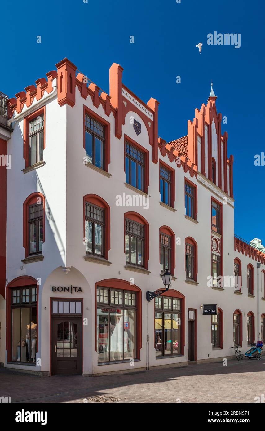 Historical trading house in the old town of Wismar, Mecklenburg-West Pomerania, Baltic Sea, Northern Germany, Germany Stock Photo