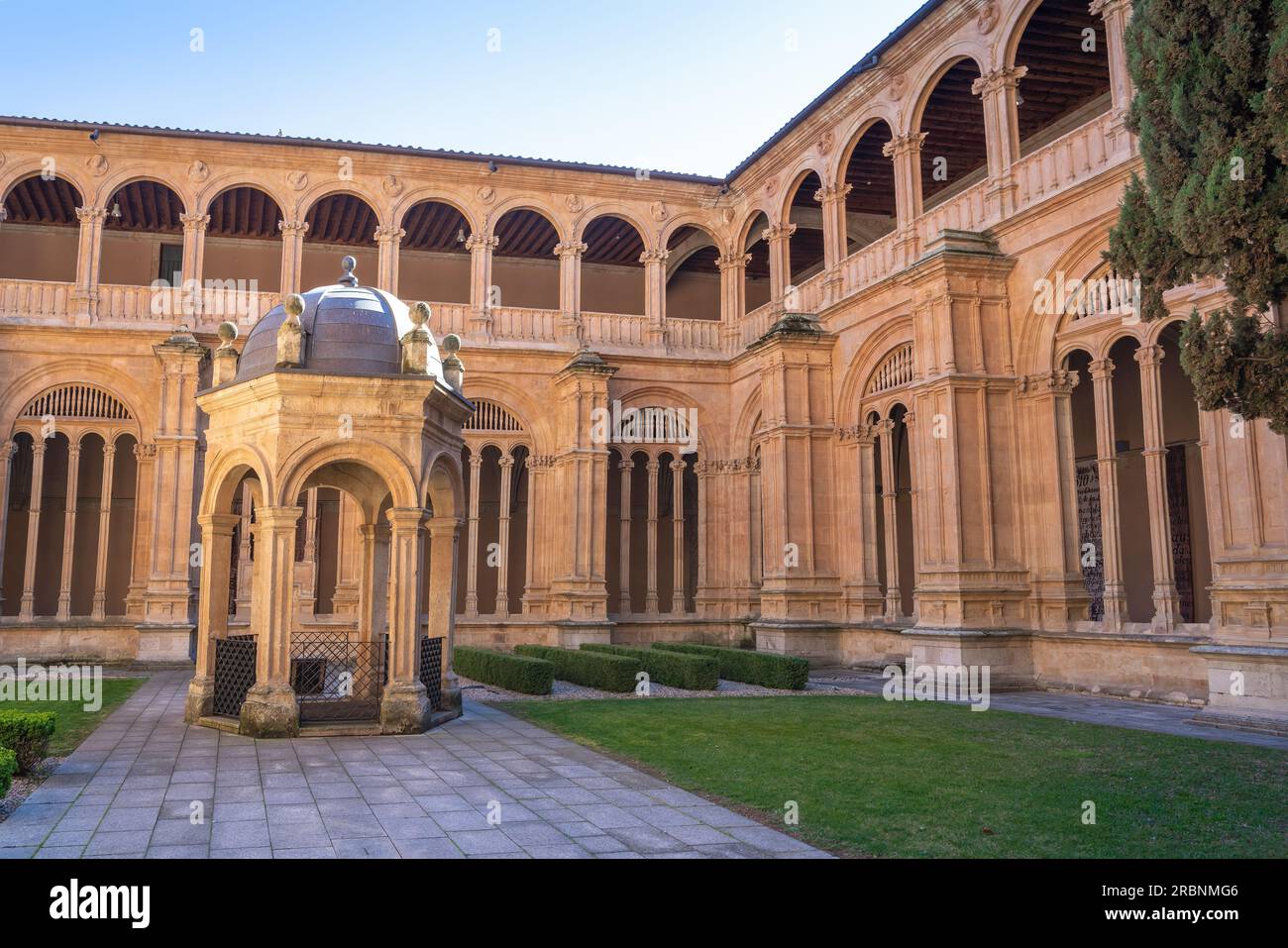 Cloister of the Kings Courtyard at San Esteban Convent - Salamanca, Spain Stock Photo