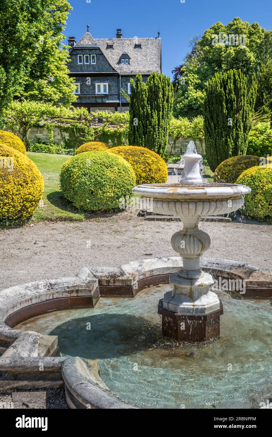 Fountain in the rose garden of the Schlosshotel Friedrichshof, Kronberg, Taunus, Hesse, Germany Stock Photo