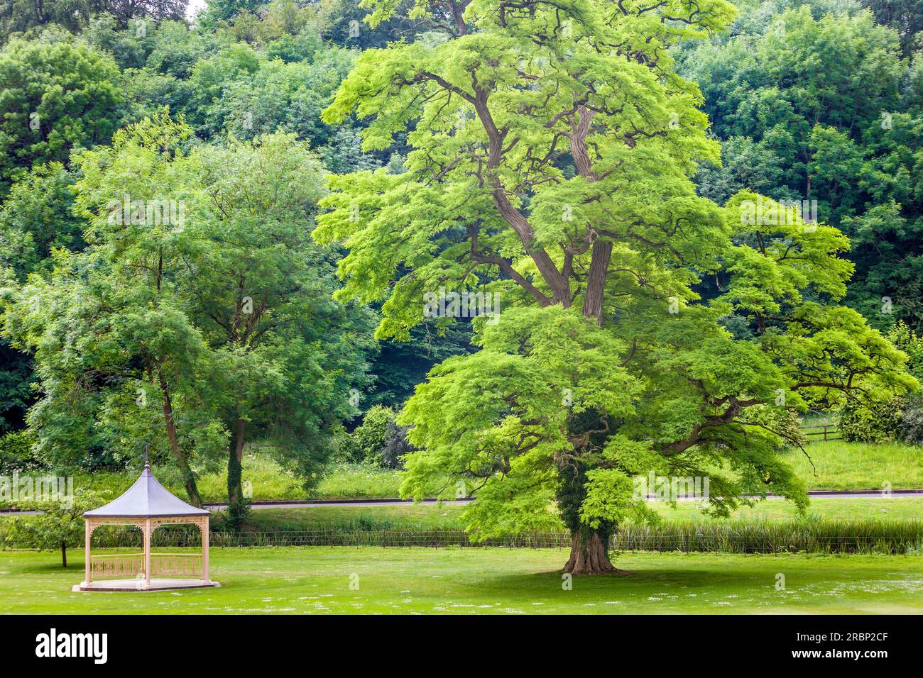 Park of Castle Combe Manor House, Wiltshire, England Stock Photo - Alamy