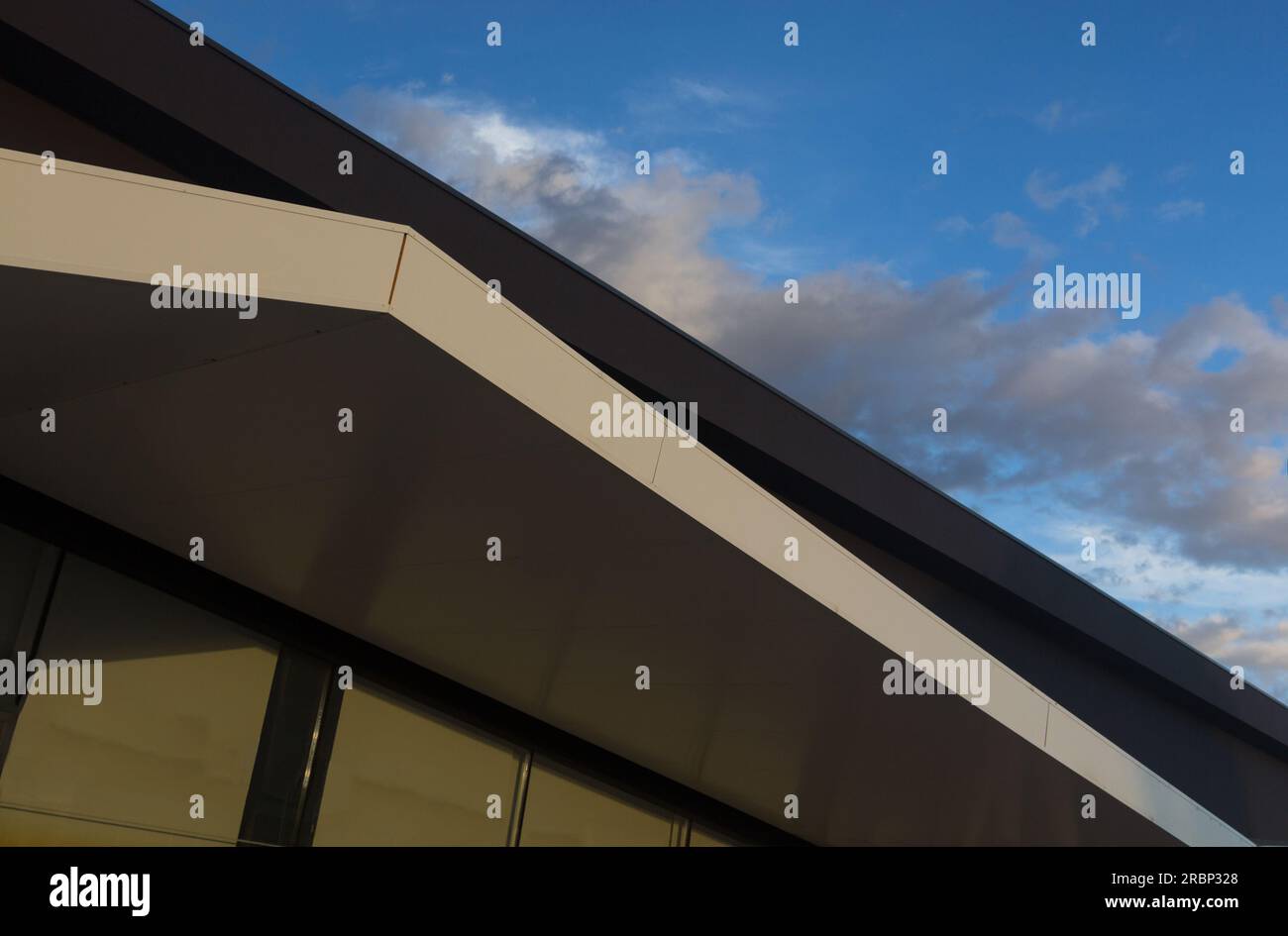 A canopy roof top of a commercial building Stock Photo