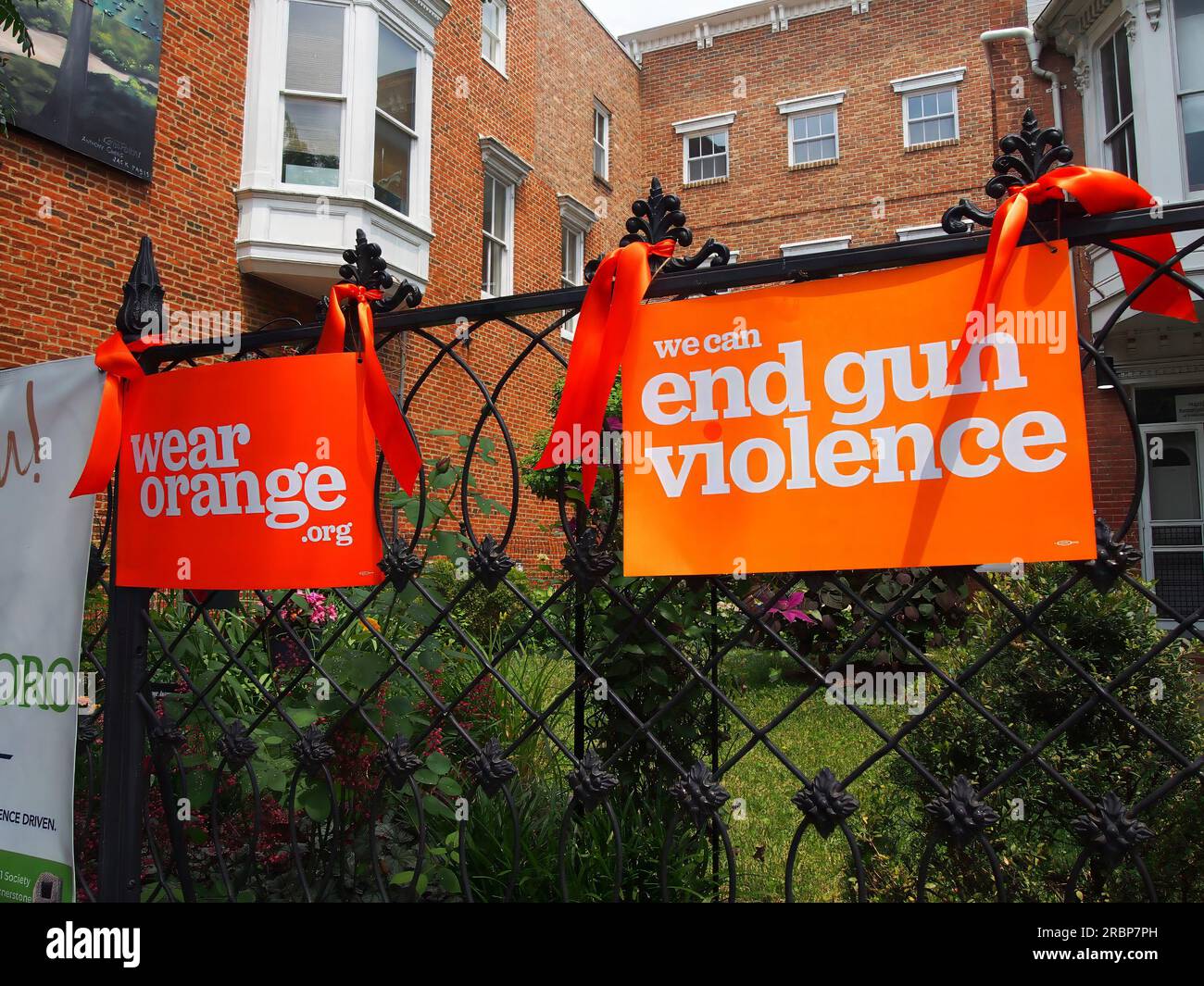 Signage for wearorange.org's end gun violence campaign in Frederick, Maryland, June 3, 2023, © Katharine Andriotis Stock Photo