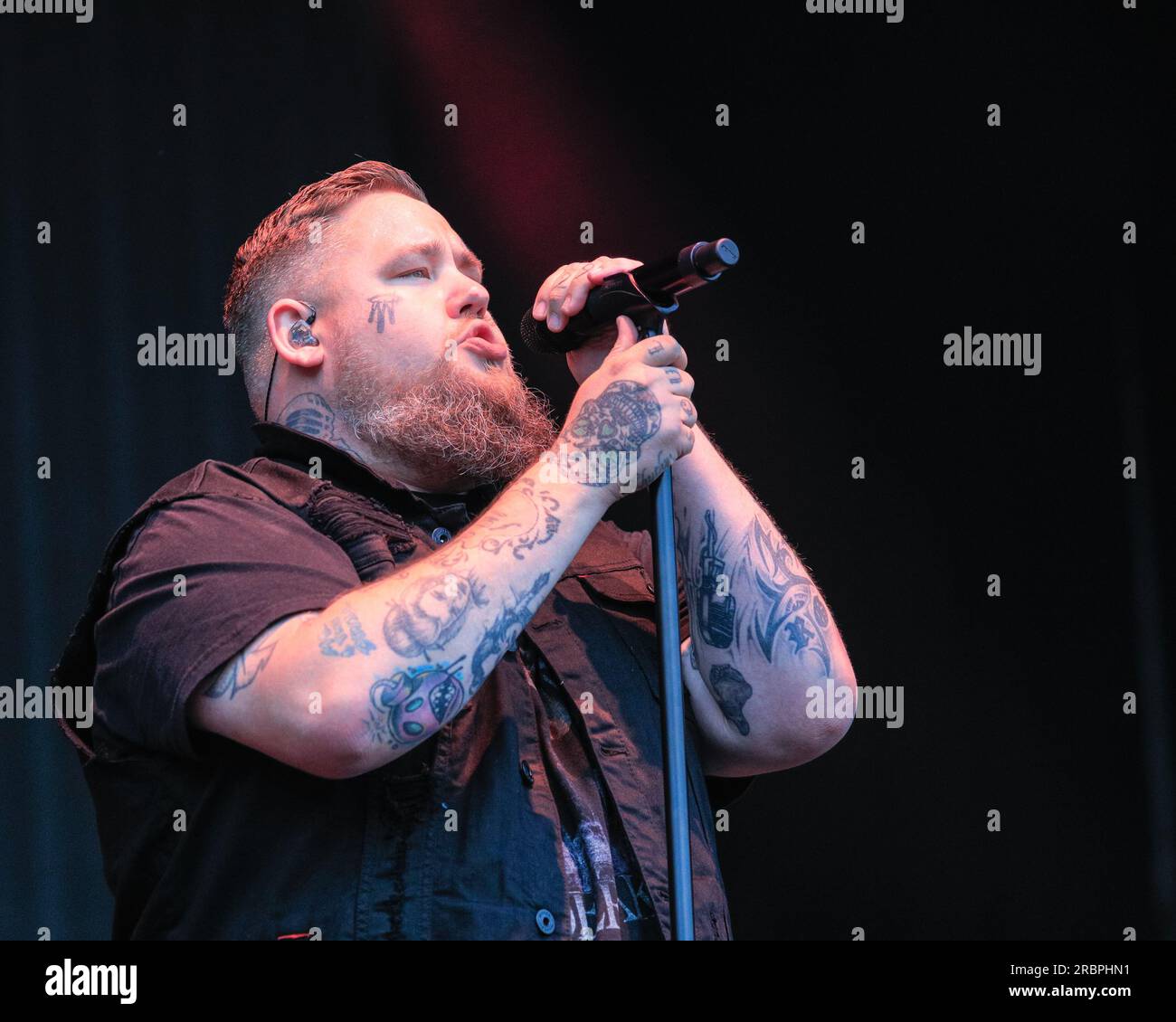 London, UK, 08th July 2023. Rag 'n' Bone Man performs live on stage at Crystal Palace, presented by Festival Republic. Images are strictly for editorial and news use, NO commercial use, no personal use, no form of merchandise use or other non editorial use. Stock Photo