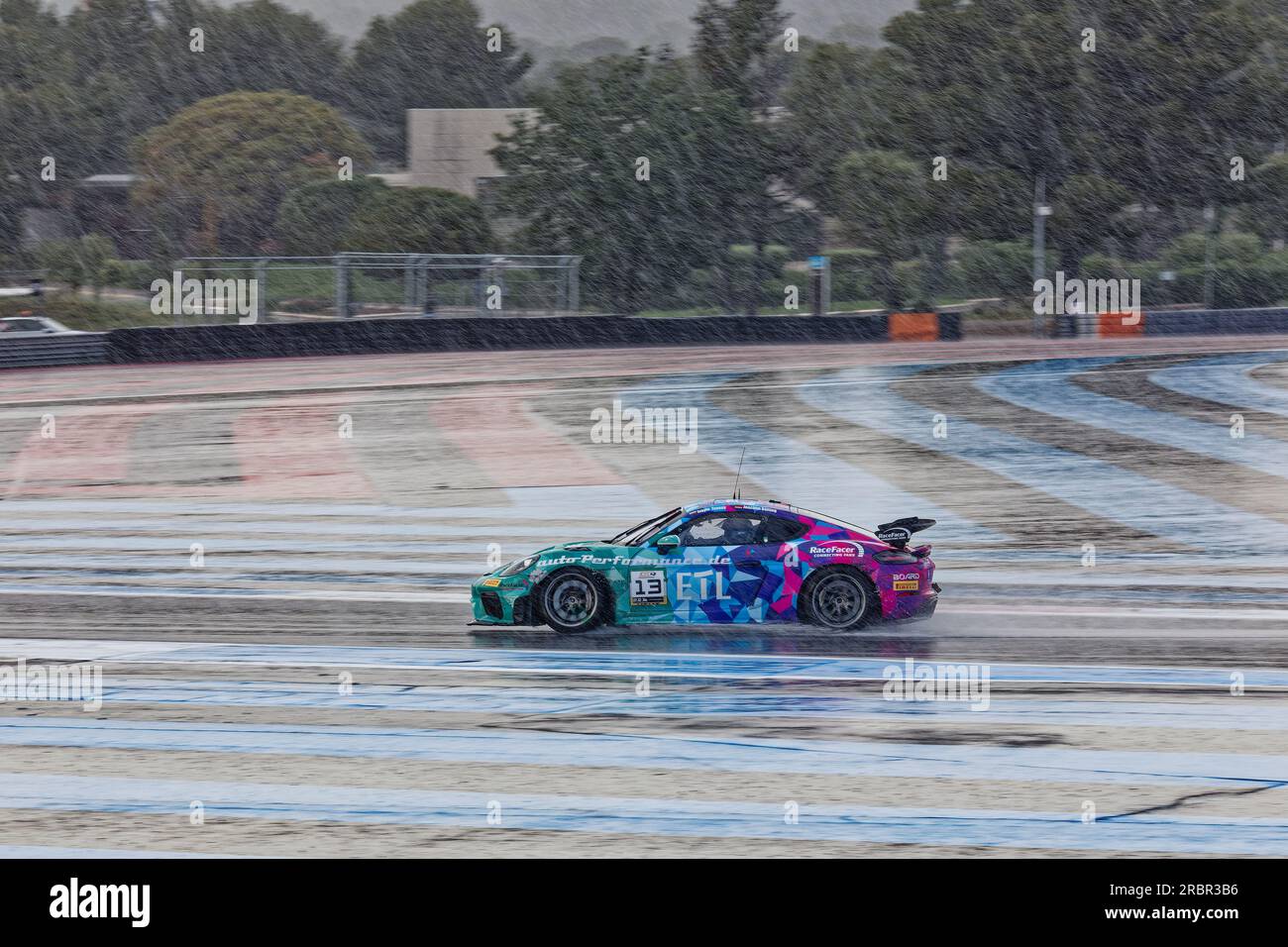 Mc cs hi-res stock photography and images - Alamy