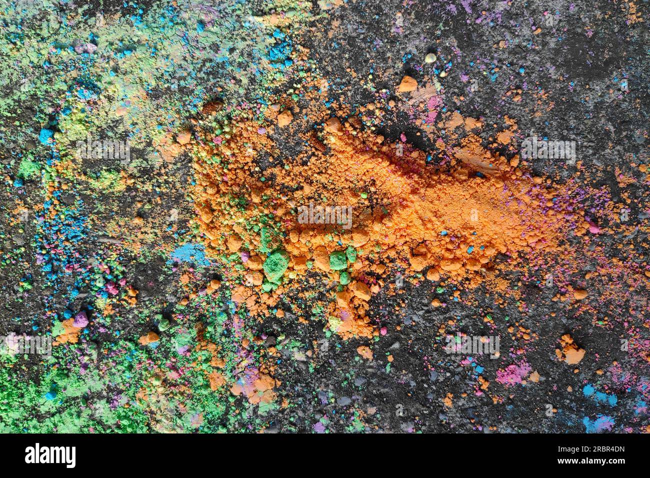 Colored chalk powder on the bitumen Stock Photo Alamy
