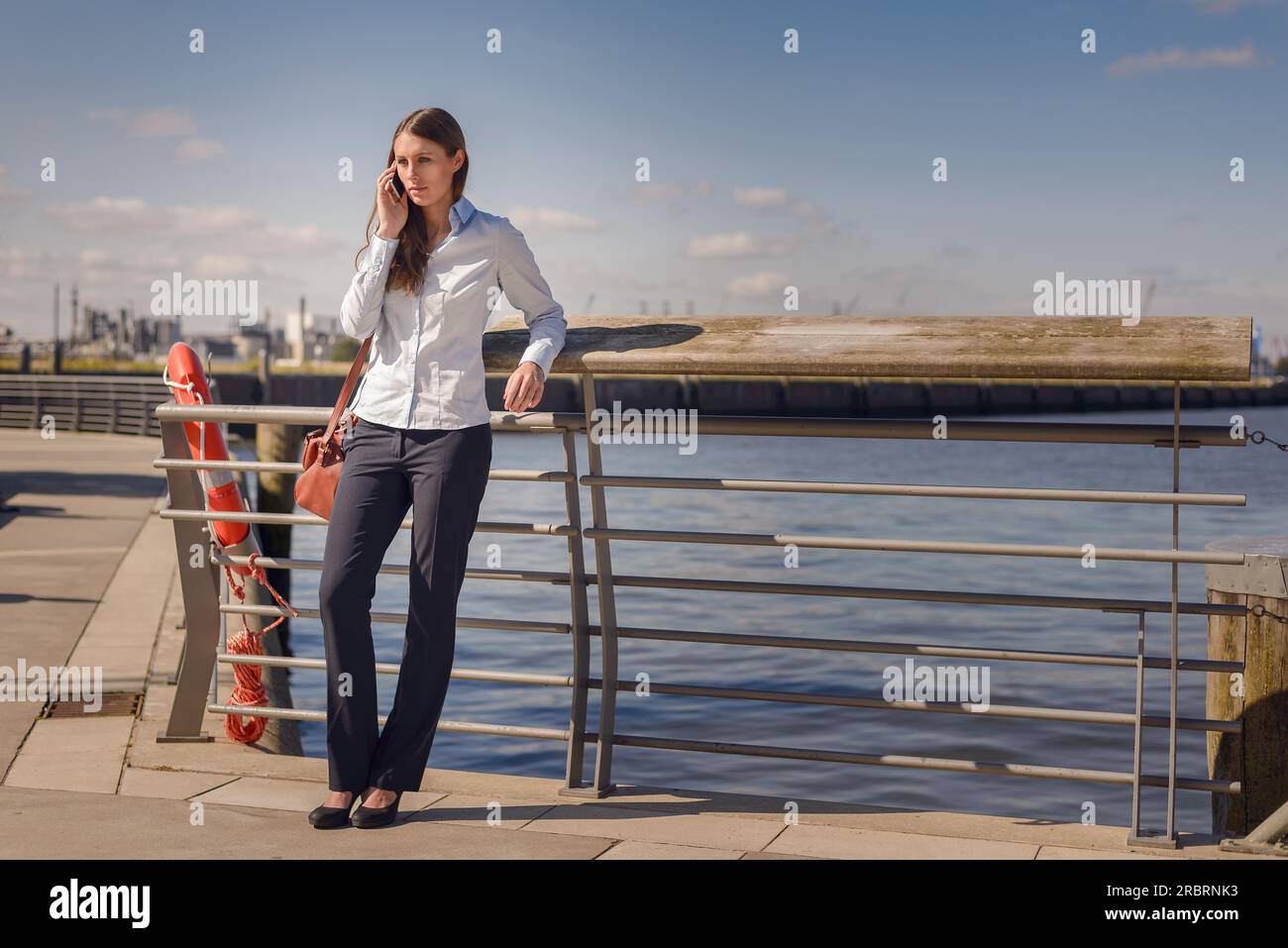Lean on the railing hi-res stock photography and images - Alamy