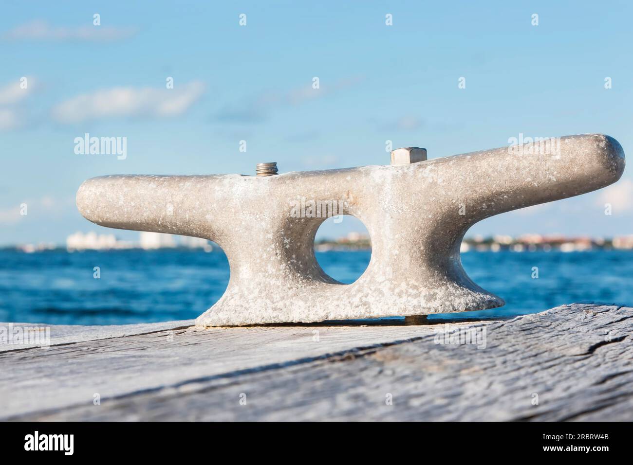 Boat docking point at the end of a pier Stock Photo Alamy