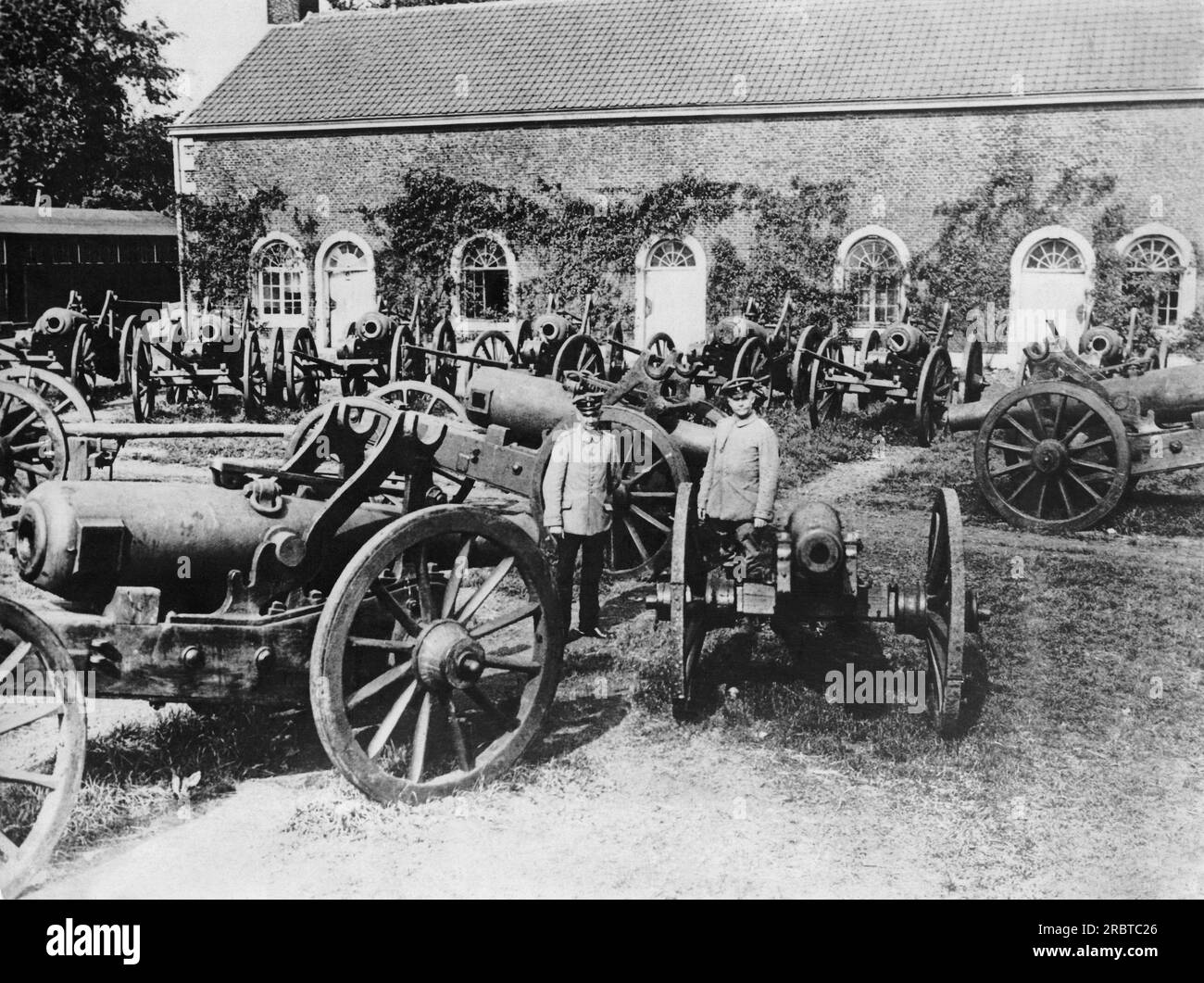 Liege, Belgium:  c. 1914 Belgium artillery captured by the Germans during the battle at Leige. Stock Photo