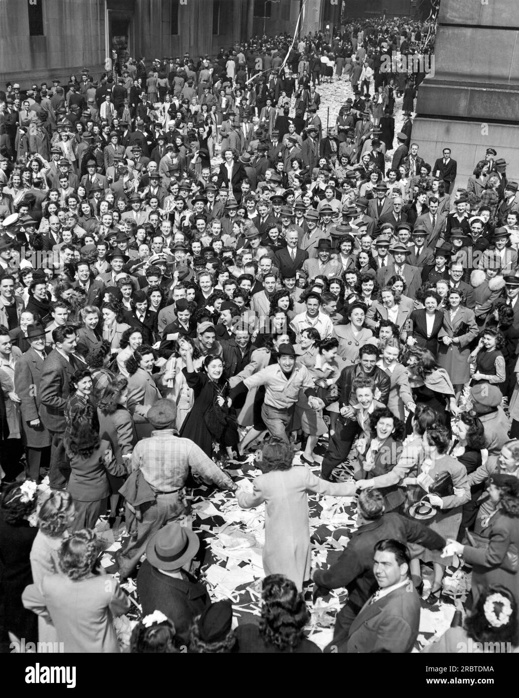 New york city 1945 press hi-res stock photography and images - Alamy