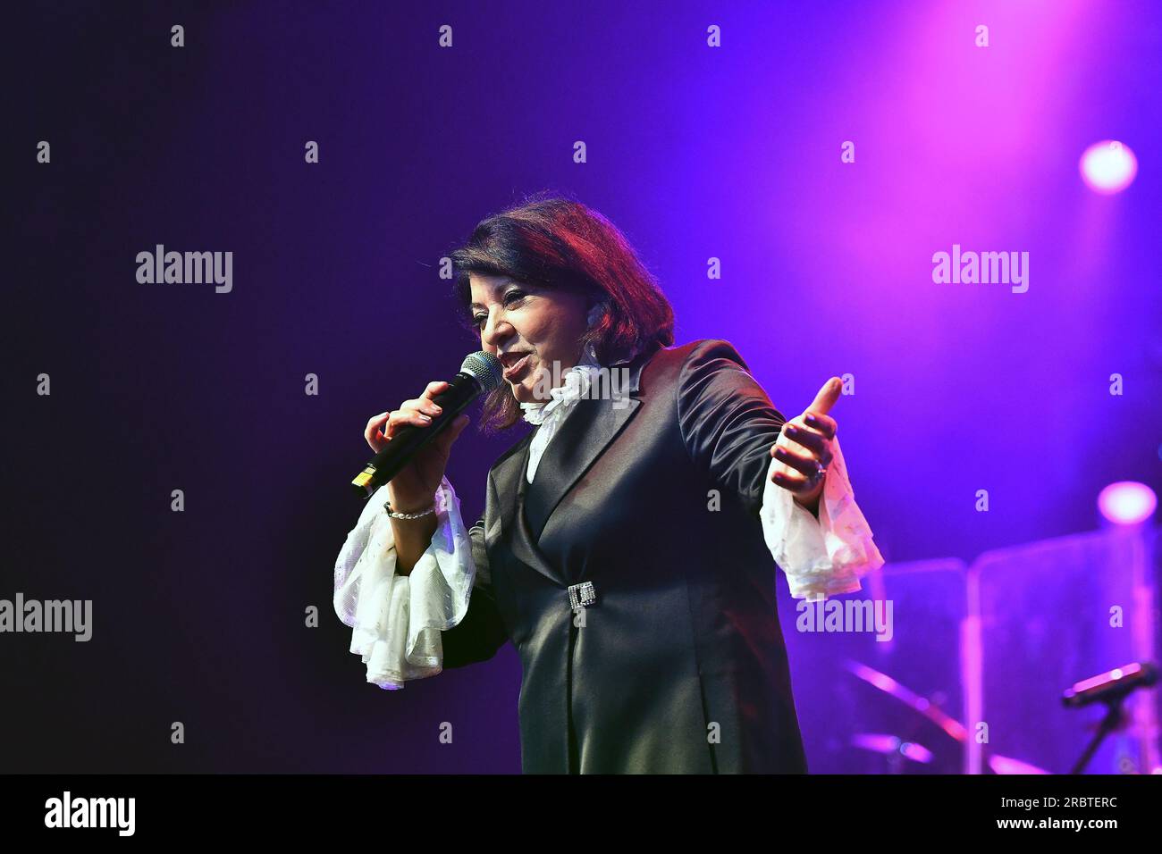 Rio de Janeiro, June 3, 2023. Singer Roberta Miranda, during a show at Espaço Hall in the city of Rio de Janeiro. Stock Photo