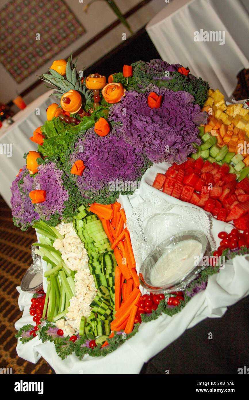 Vegetable platter set up with ranch dipping sauce Stock Photo Alamy