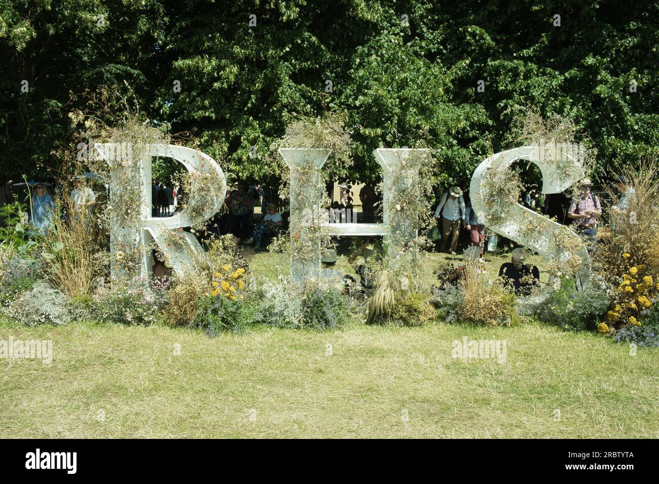General atmosphere shot of visitors to the RHS Hampton Court Flower Show in London Stock Photo