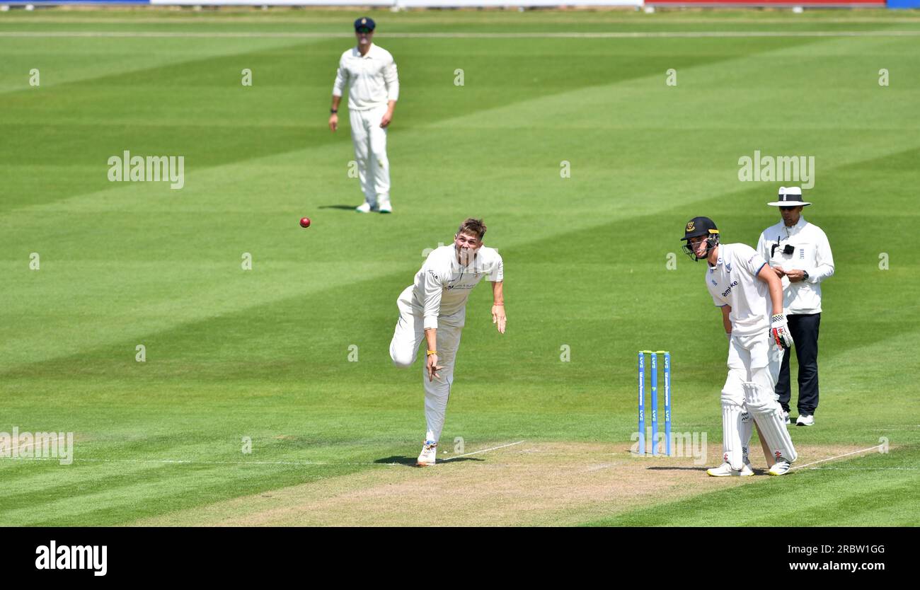Hove UK 10th July 2023 - Alex Thomson of Derbyshire bowling against Sussex during day one of the LV= Insurance County Championship cricket match at the 1st Central County Ground in Hove : Credit Simon Dack /TPI/ Alamy Live News Stock Photo