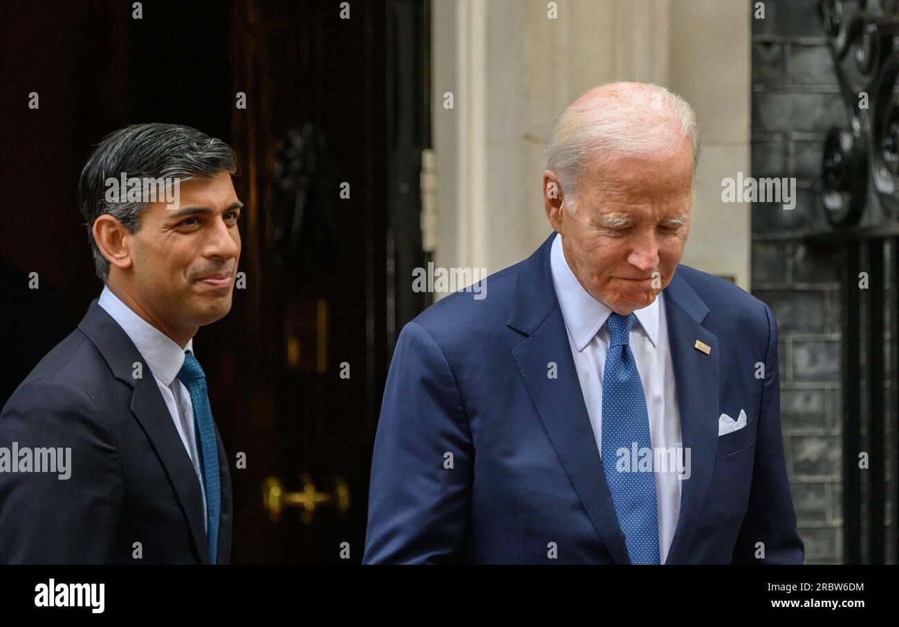 US President Joe Biden with British Prime Minister Rishi Sunak as he leaves after a meeting in 10 Downing Street, 10th July 2023 Stock Photo