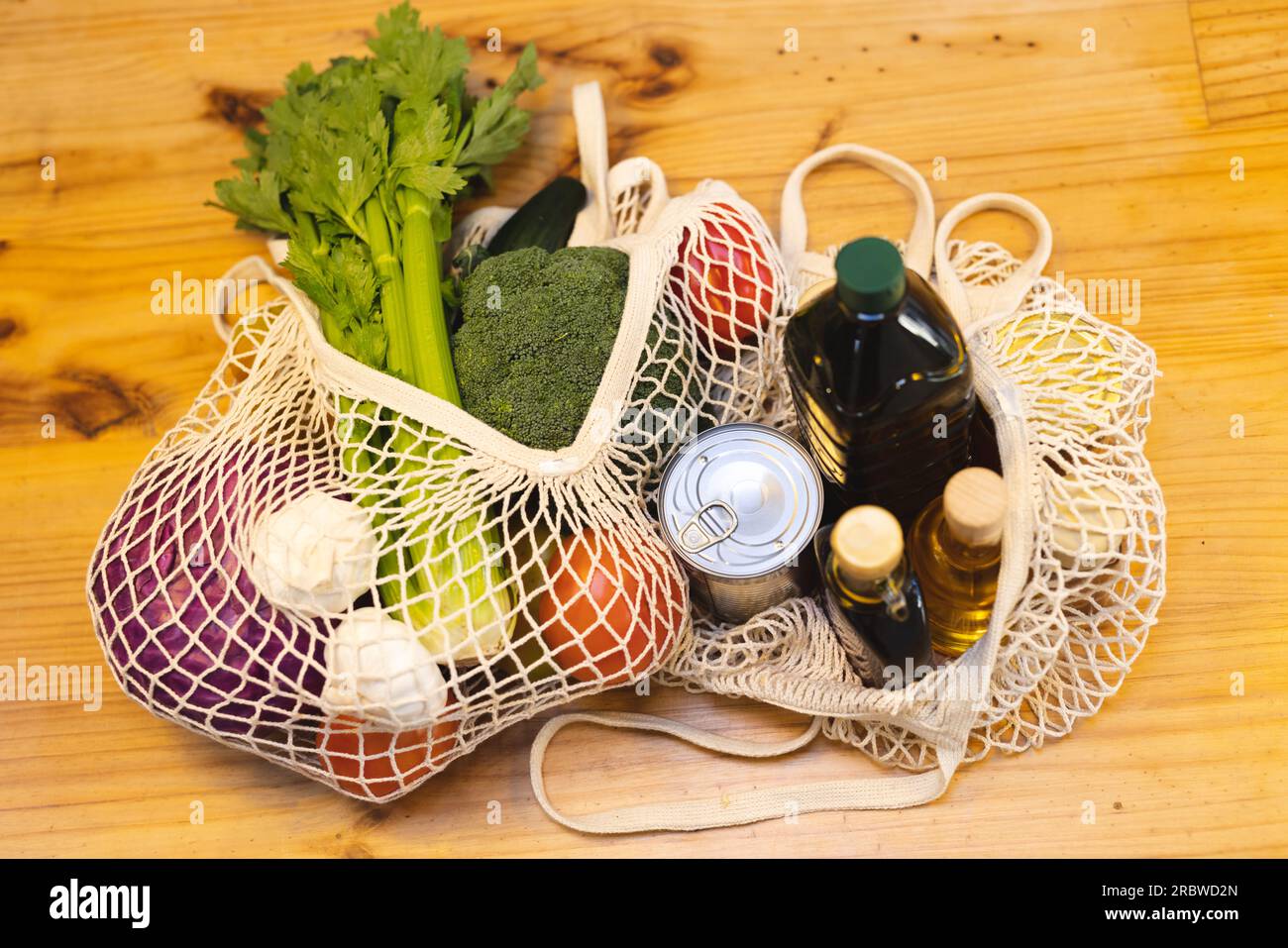 Overhead view kitchen table hi-res stock photography and images - Alamy