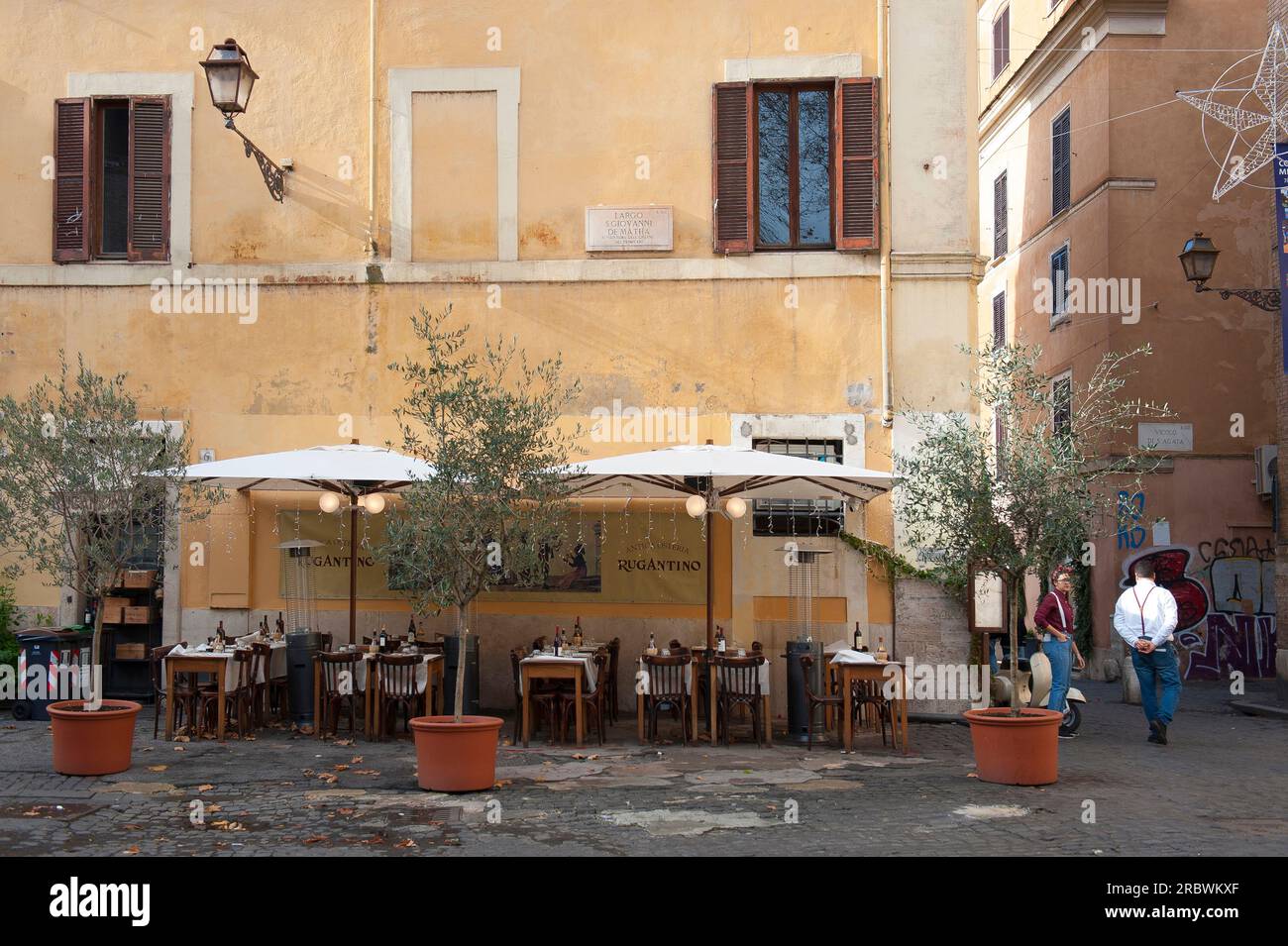 Antica Osteria Rugantino, Via Lungaretta, Trastevere district, Rome, Lazio, Italy, Europe Stock Photo