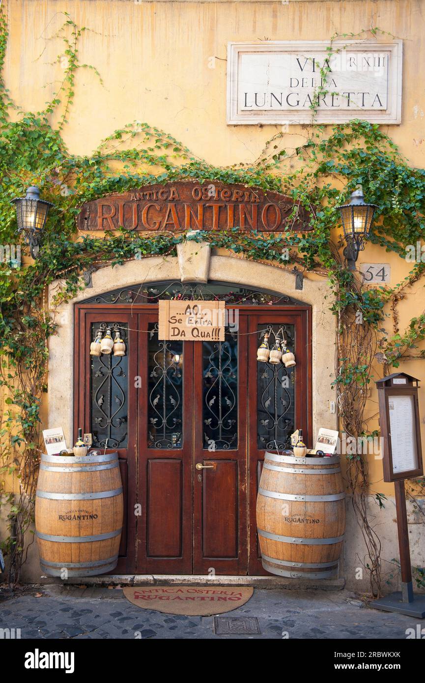 Antica Osteria Rugantino, Via Lungaretta, Trastevere district, Rome, Lazio, Italy, Europe Stock Photo