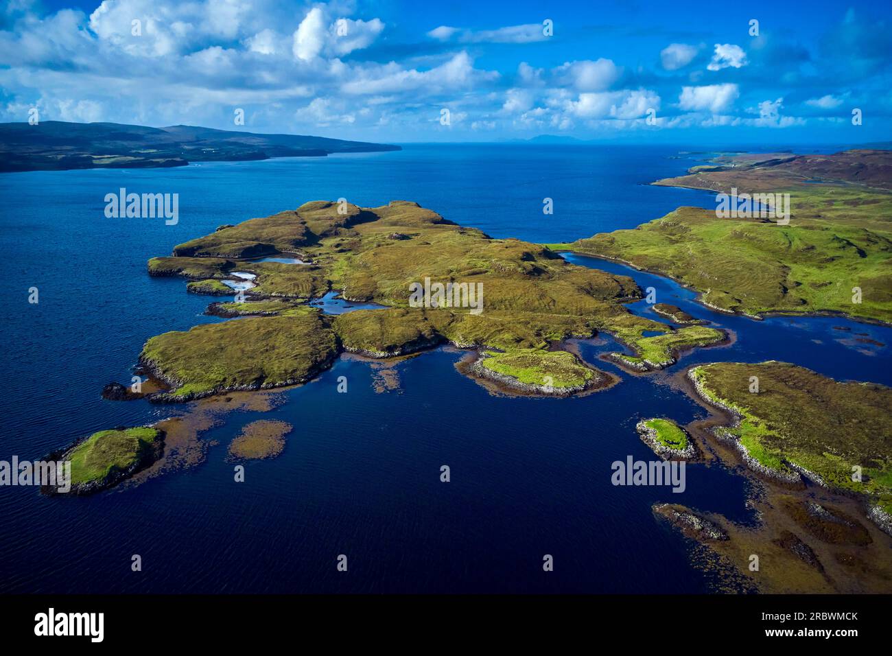 United Kingdom, Scotland, Isle of Skye, Loch Dunvegan, Dunvegan Castle