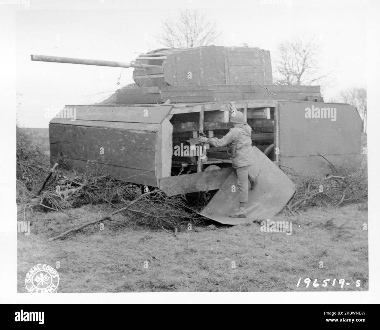 World War 1 Documentation Black And White Stock Photos Images Alamy world-war-1-documentation-black-and-white-stock-photos-images-alamy