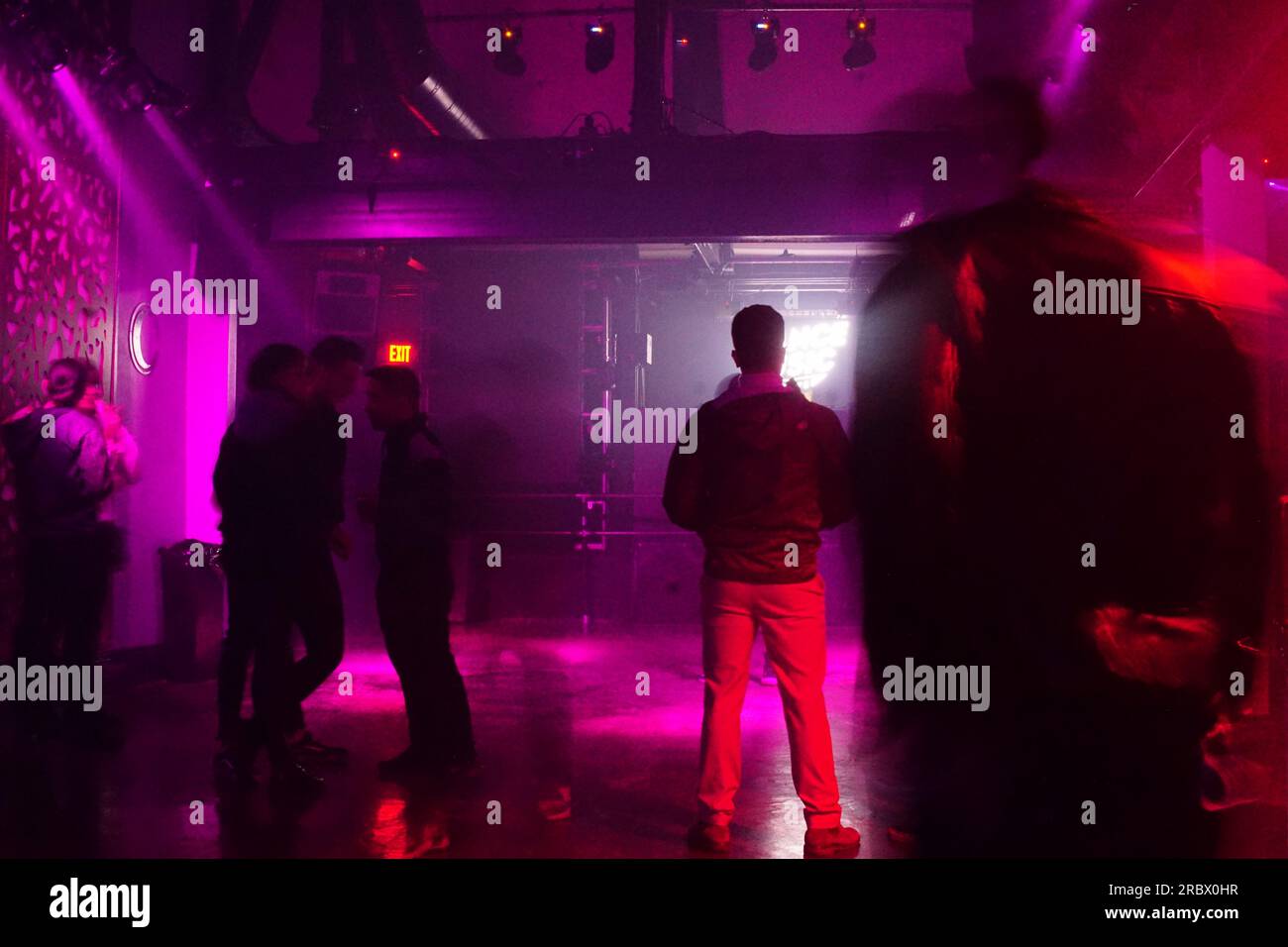 Nightclub man dance drink hi-res stock photography and images - Alamy