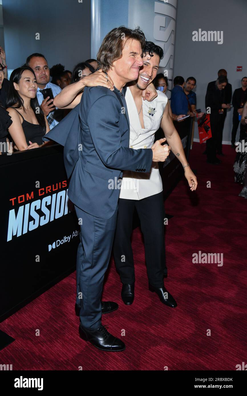 Tom Cruise and Danny Ramirez Stock Photo - Alamy