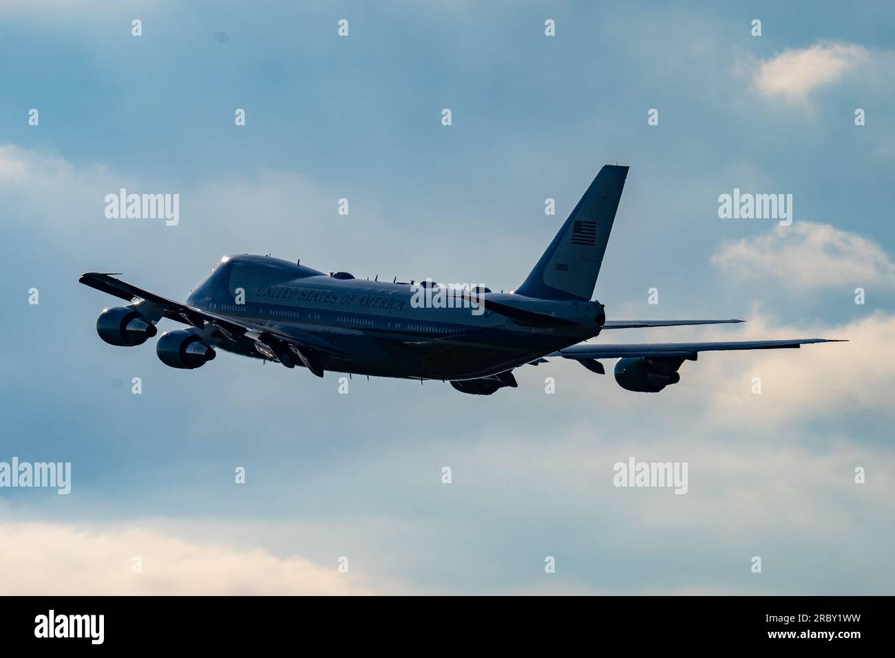 Air force one take off hi-res stock photography and images - Alamy