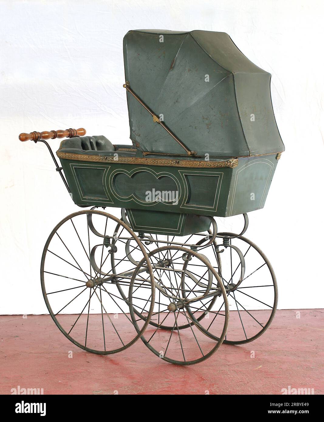 Old baby clearance buggies