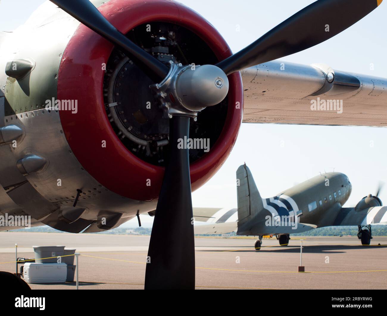 World war ii aircraft painting hi-res stock photography and images - Alamy
