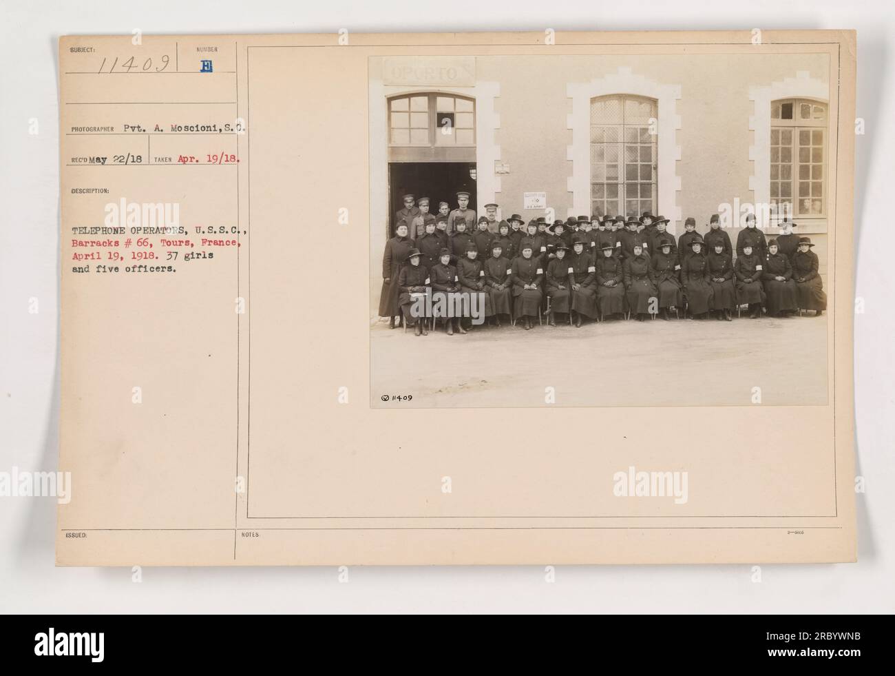 Female signal corps operators hi-res stock photography and images - Alamy