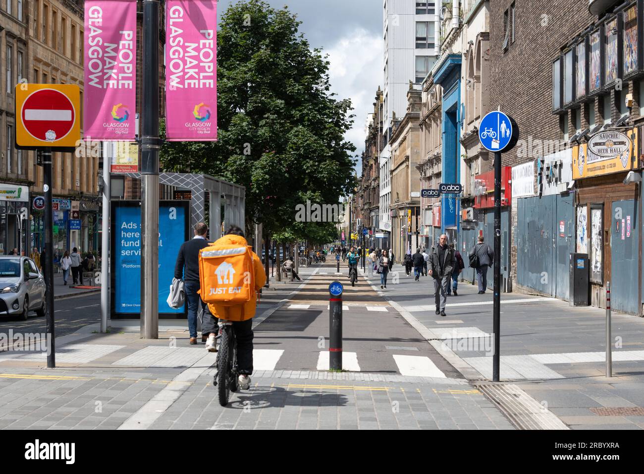Glasgow city centre cycle lane on Sauchiehall Street, with lack of