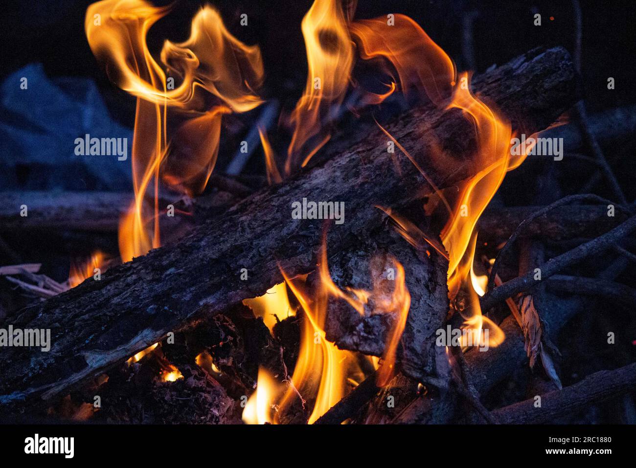 Fire wallpaper hi-res stock photography and images - Alamy