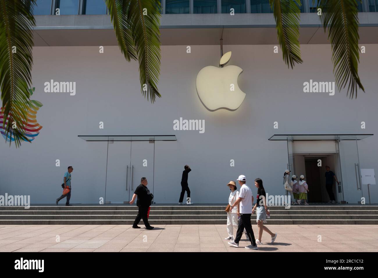 Apple is opening new stores in Downtown Miami, Cologne and Nanjing