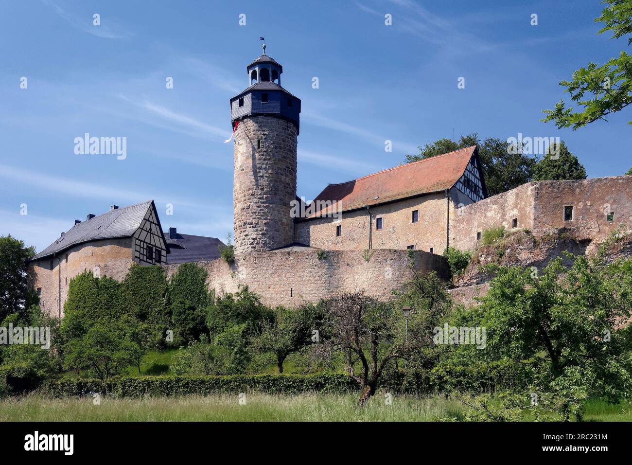 Zwernitz Castle, originally mid-12th century.present appearance 16th and 17th century, built in the rock garden of Sanspareil, English landscape Stock Photo
