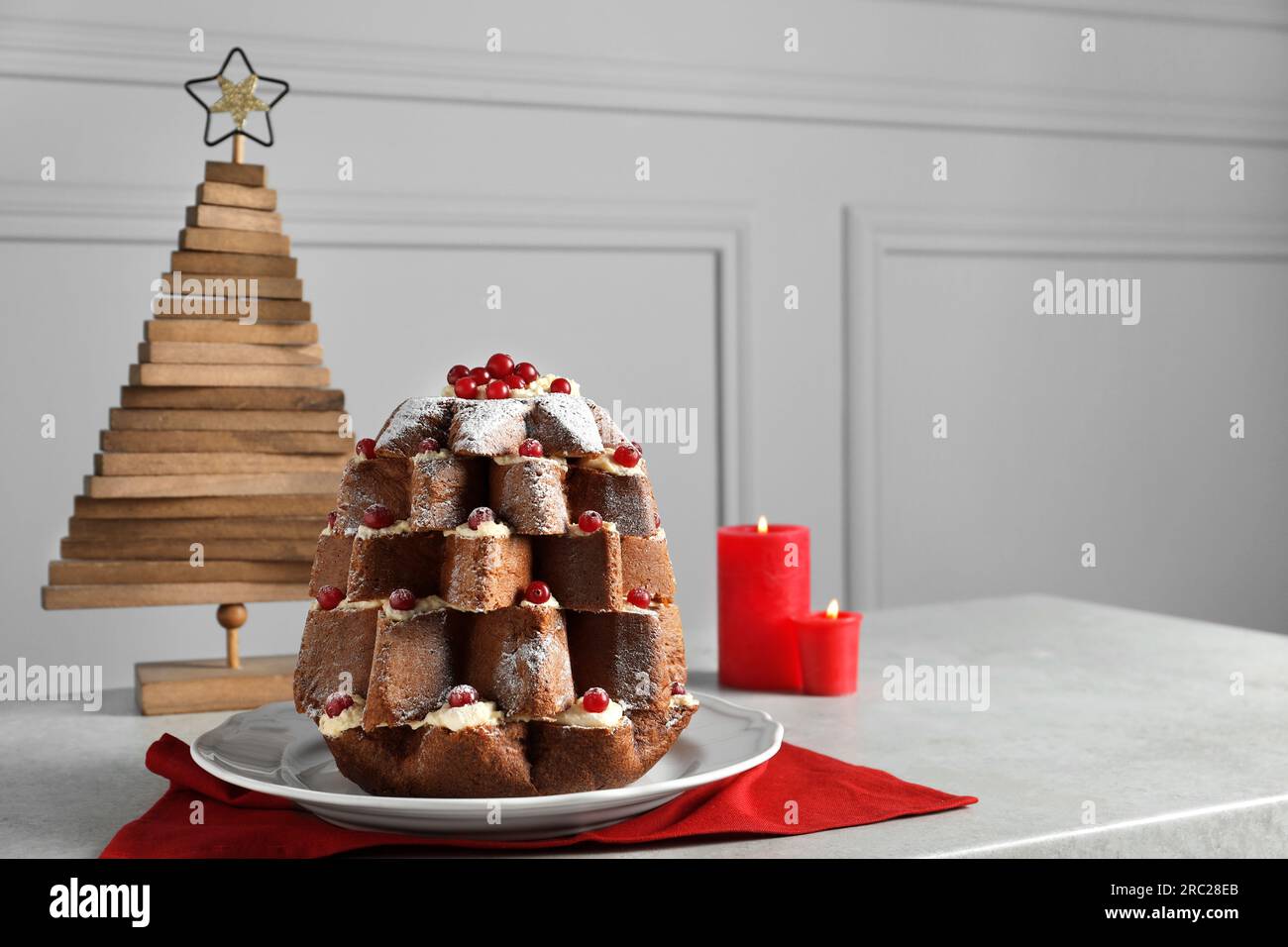 how to make a pandoro Christmas tree cake