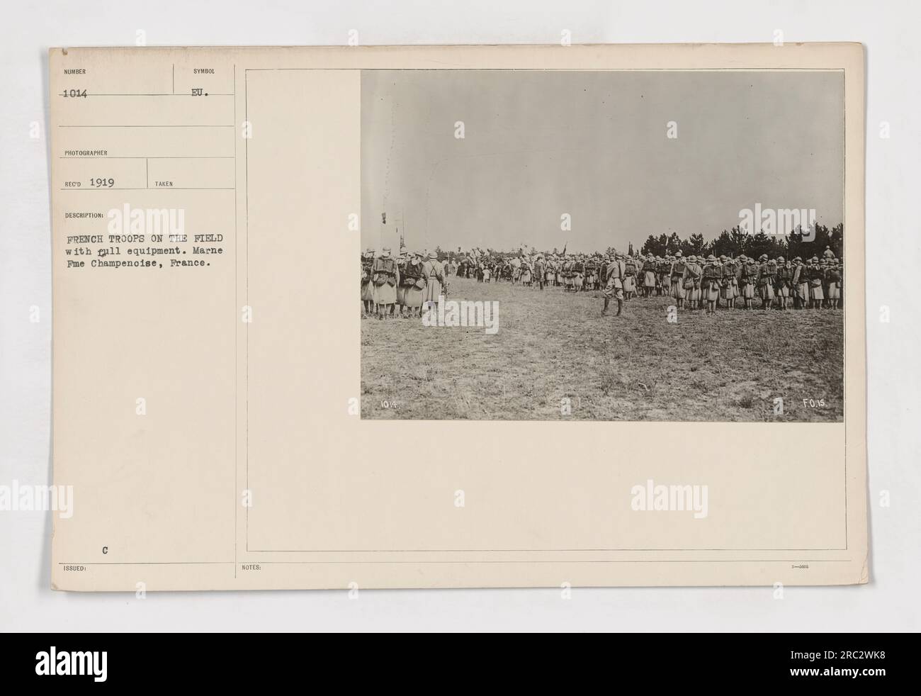 French troops seen on the field in Marne Fère-Champenoise, France. The photograph was taken in 1919 and is part of the collection 'Photographs of American Military Activities during World War One.' The image captures the troops with their equipment. Taken by an unidentified photographer, it is issued with the code number 111-SC-1014. Stock Photo