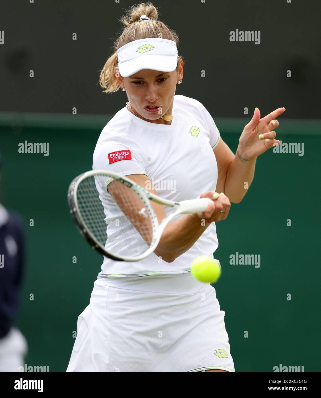 Nosková Defeats Mertens to Reach Wimbledon Semifinals Nosková Defeats Mertens to Reach Wimbledon Semifinals