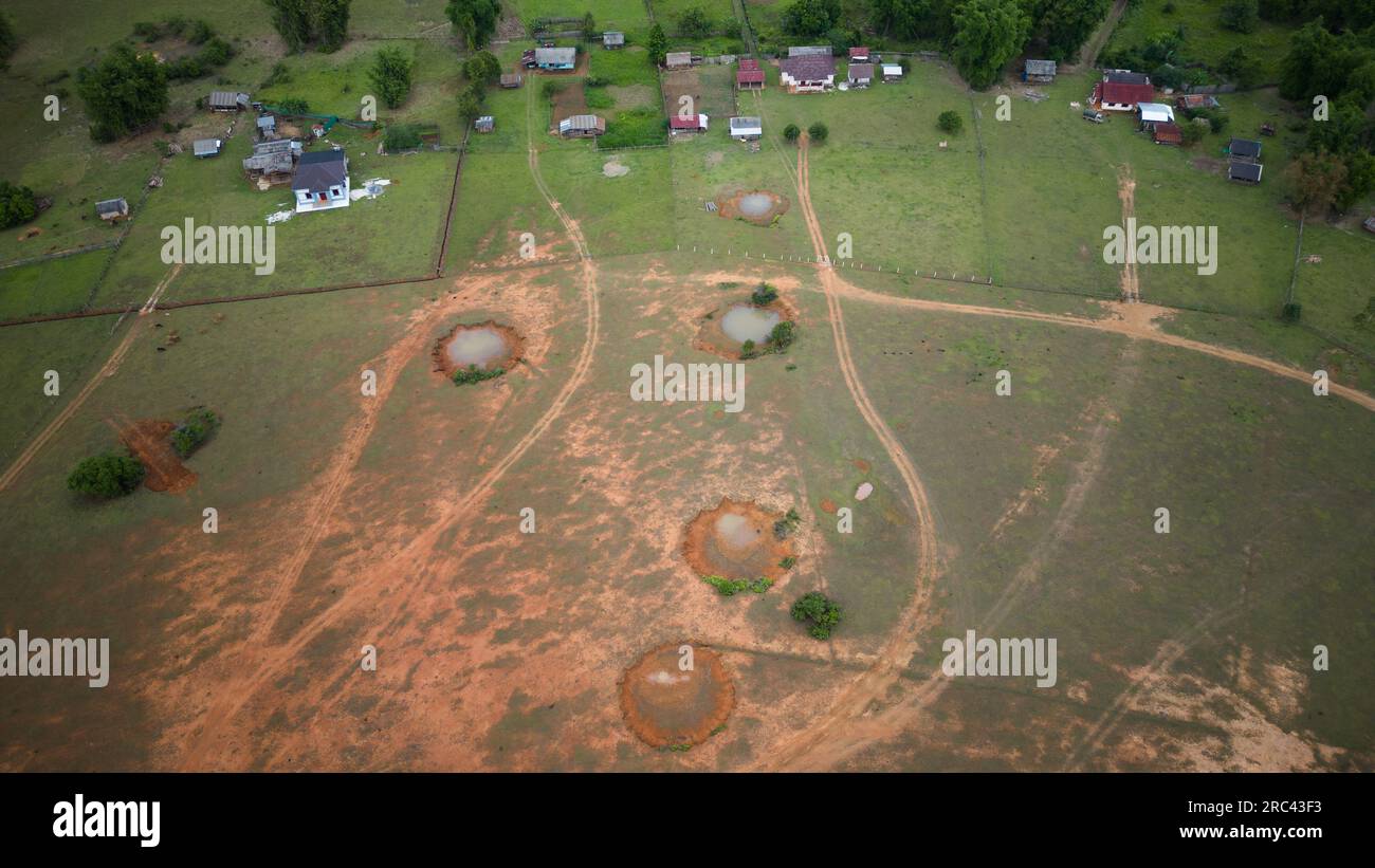 (230712) -- VIENTIANE, July 12, 2023 (Xinhua) -- This aerial photo