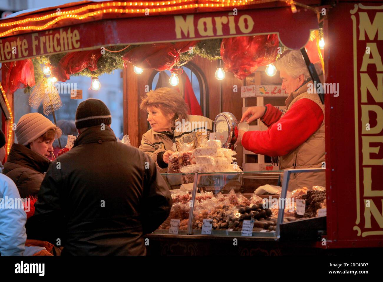 Christmas market, Innsbruck, Tirol, Austria Stock Photo Alamy
