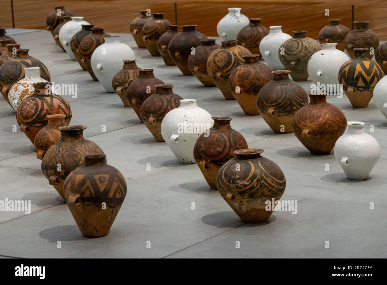 Chinese Pot Patterns National museum of china pottery hi-res stock photography and images ...