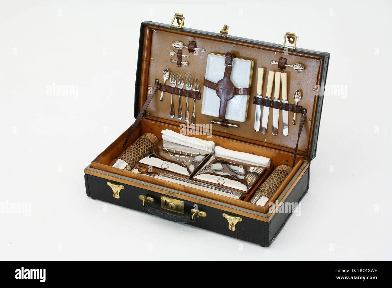 A luxury vintage picnic set Stock Photo Alamy