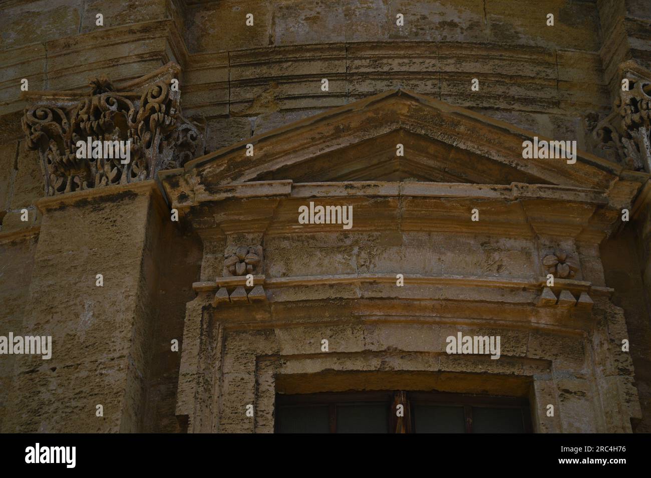Palermo sicily street performer hi-res stock photography and images - Alamy