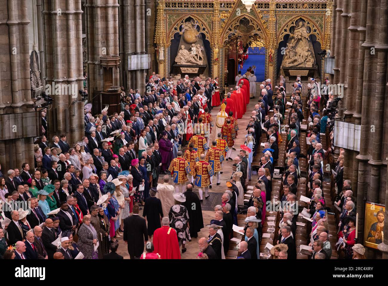 King charles iii coronation inside westminster abbey london un hi-res ...