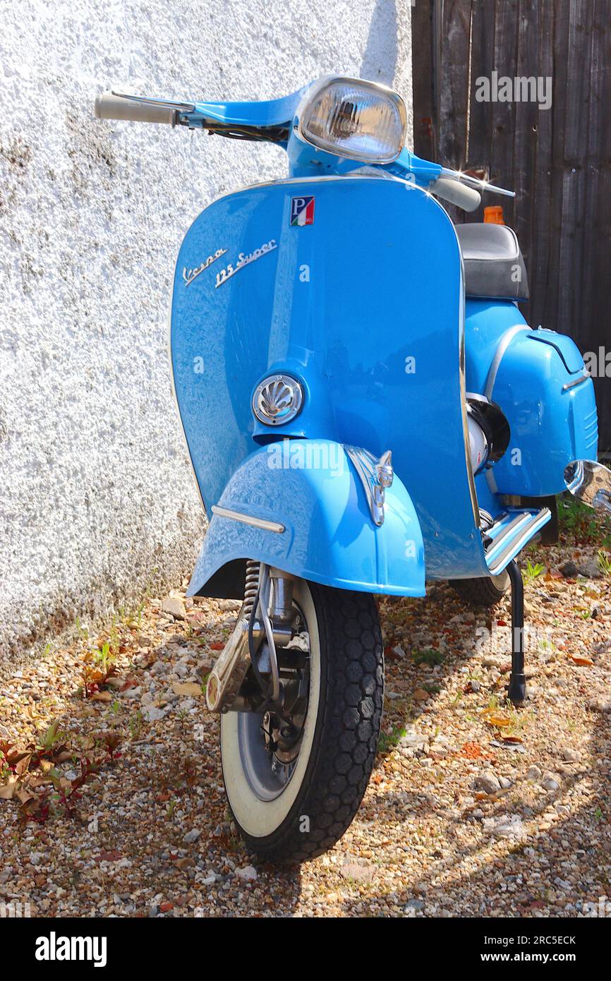 Restored cable car hi res stock photography and images Alamy Restored cable car hi res stock photography and images Alamy