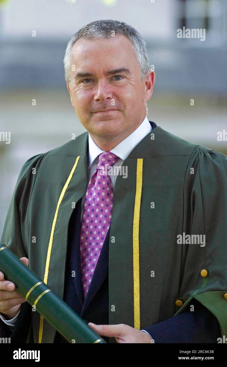 Huw Edwards pictured during Swansea University graduation ceremony in 2007. Stock Photo