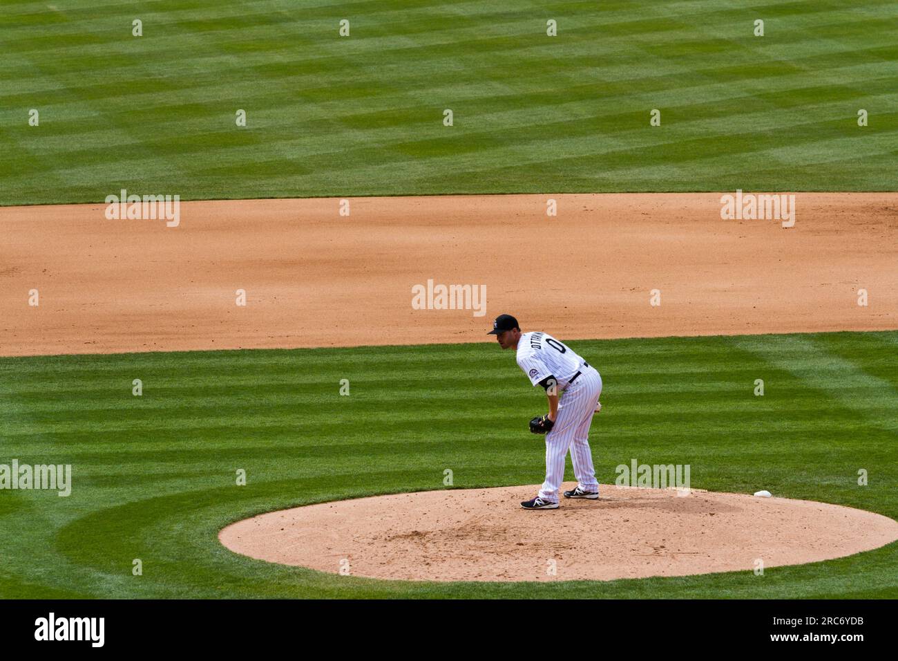 Arizona diamondbacks spectators hi-res stock photography and images - Alamy