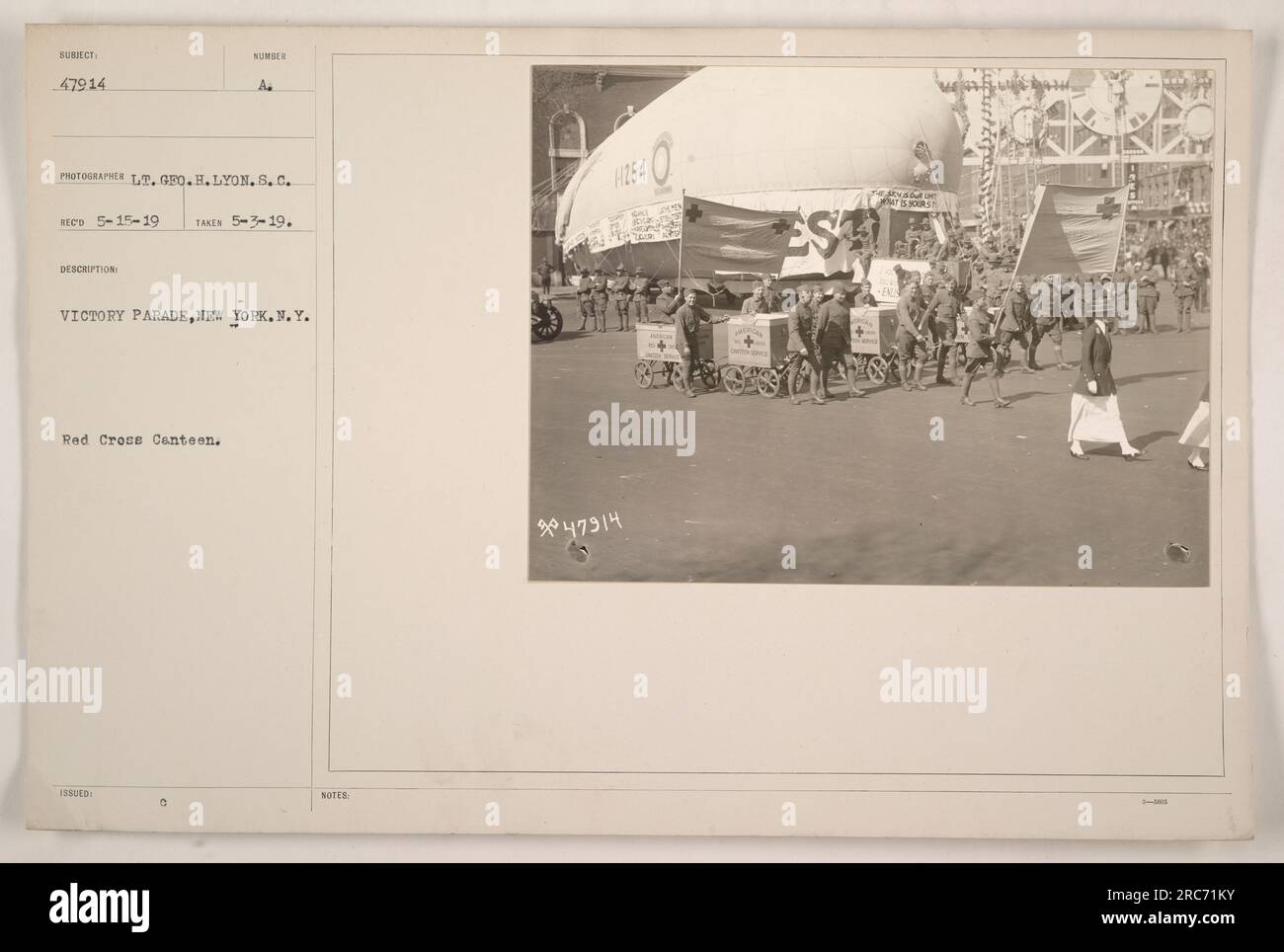 Victory parade new york 1919 hi-res stock photography and images - Alamy