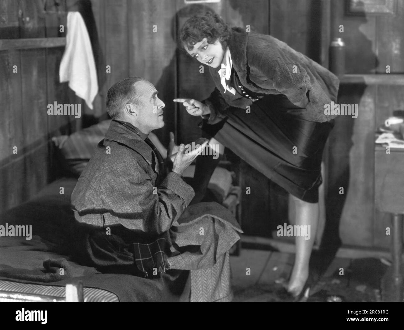 Hollywood, California:    1934 Actress Pert Kelton lays it down to James Gleason in the RKO film, 'The Meanest Gal In Town'. Stock Photo