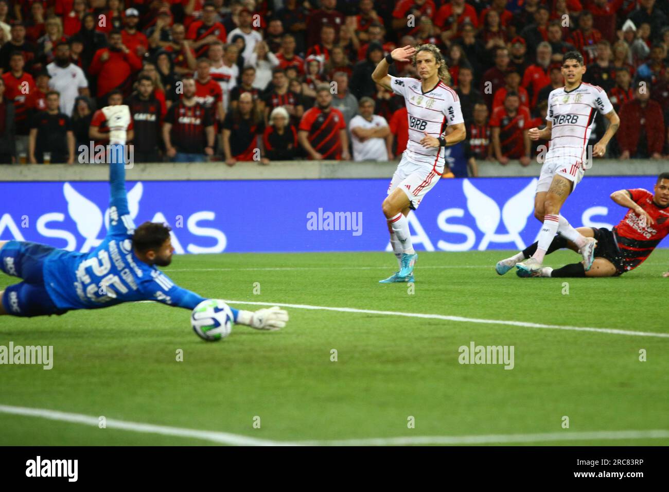 CURITIBA (PR) - 12/07/2023 - Copa do Brasil 2022 / Futebol - ATHLÉTICO (PR)  X FLAMENGO (RJ) Copa do Brasil 2023, quartas de final jogo 2 de 2, na noi  Stock Photo - Alamy