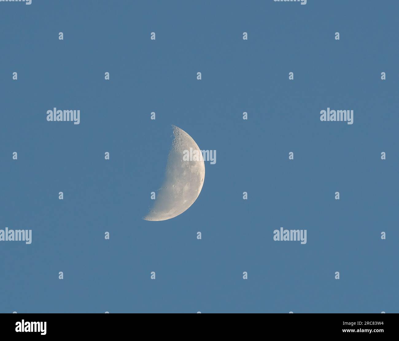 Crescent moon sky on hi res stock photography and images Alamy Crescent moon sky on hi res stock photography and images Alamy