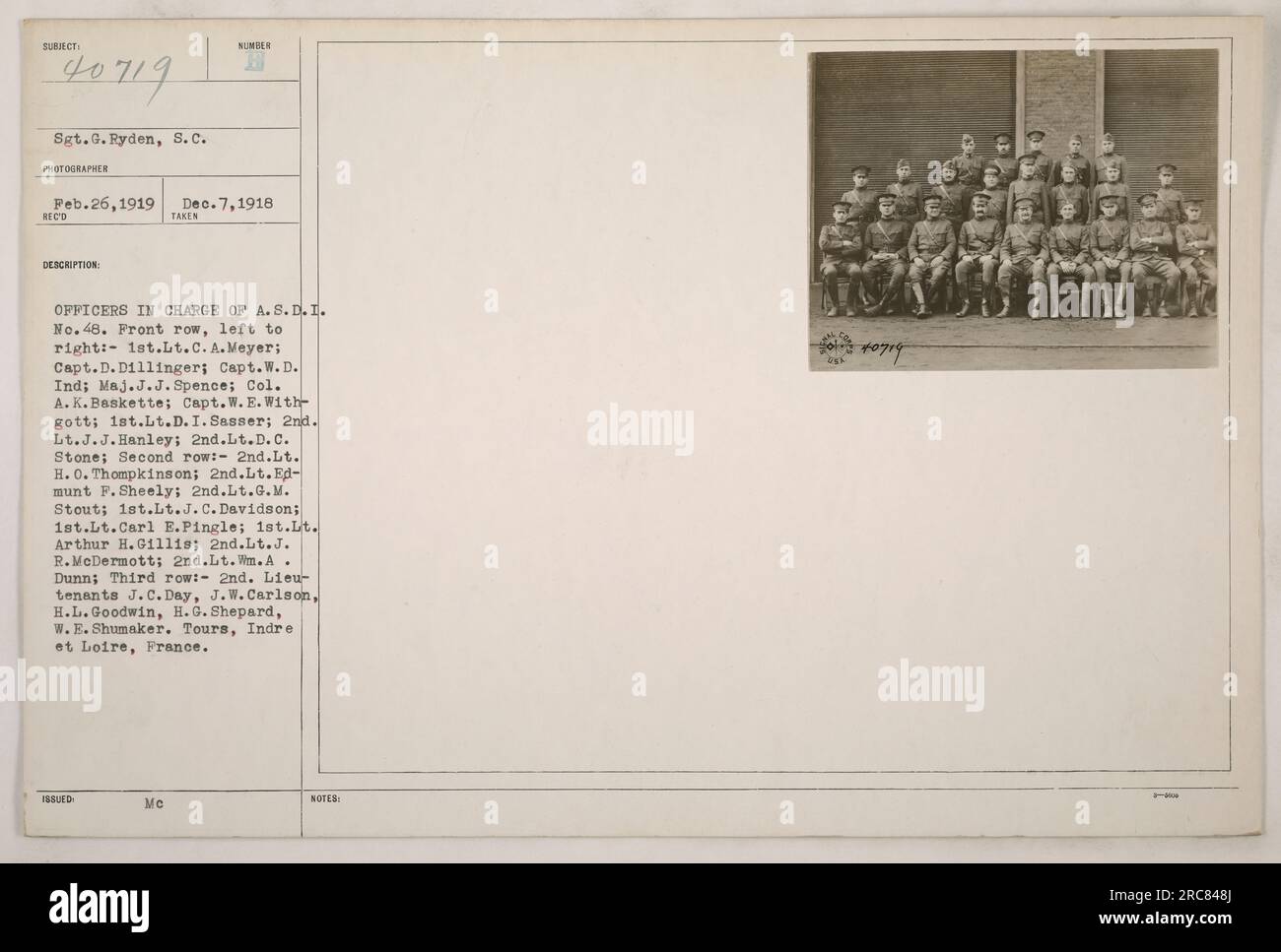 L to r in the second row hi-res stock photography and images - Alamy